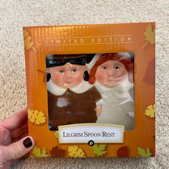 NEW Publix The Lilgrim‎ Pair Spoon Rest Thanksgiving Pilgrim Holiday Collectible - Picture 1 of 3